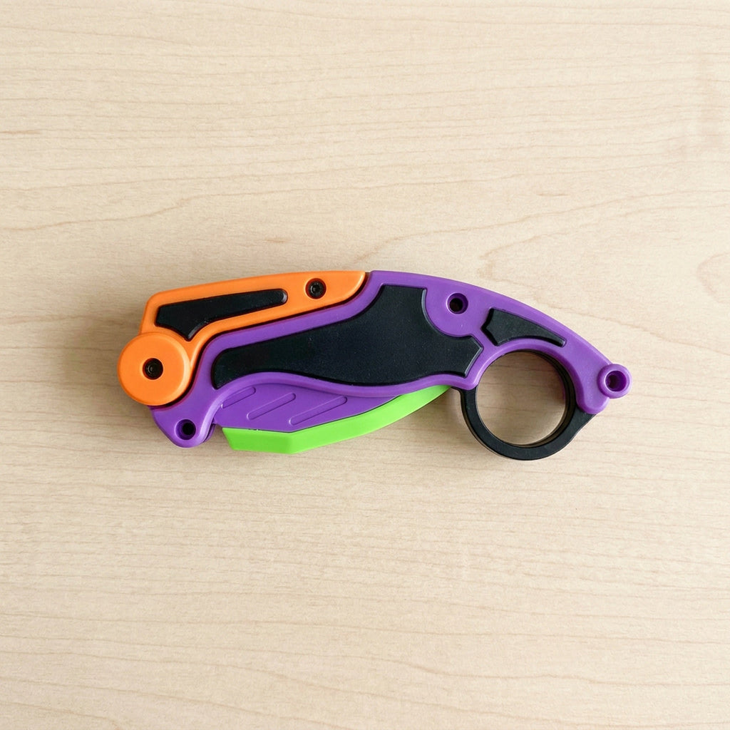Gravity Claw Knife Toy – Plastic Karambit Fidget Toy for Cosplay, Decompression and Unique Gifts