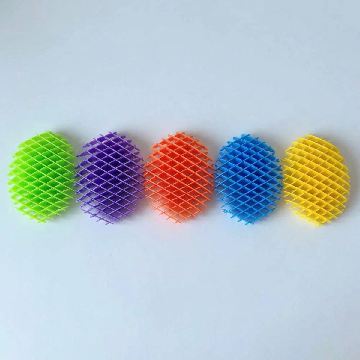 Elastic Worm Fidget Toy - 3D Expandable Toy, Morphing Toy for Stress Relief, Focus & Fun