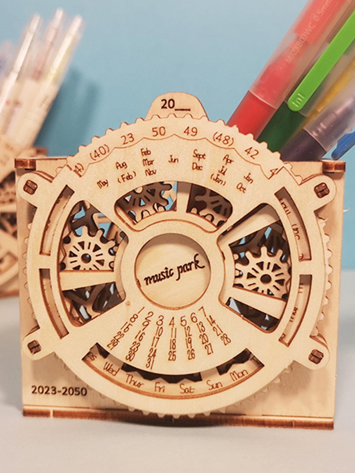 DIY Wooden Perpetual Calendar Pen Holder Puzzle – Mechanical Construction 3D Model Kit for Teens and Adults Creative Desk Decor