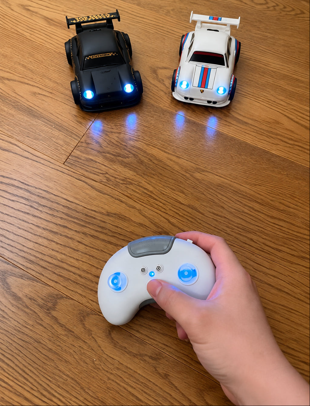 Mini Sensor RC Car – Desktop Follow and Drift Electric Toy for Stress Relief, Interactive Play and Birthday Gifts for Boys