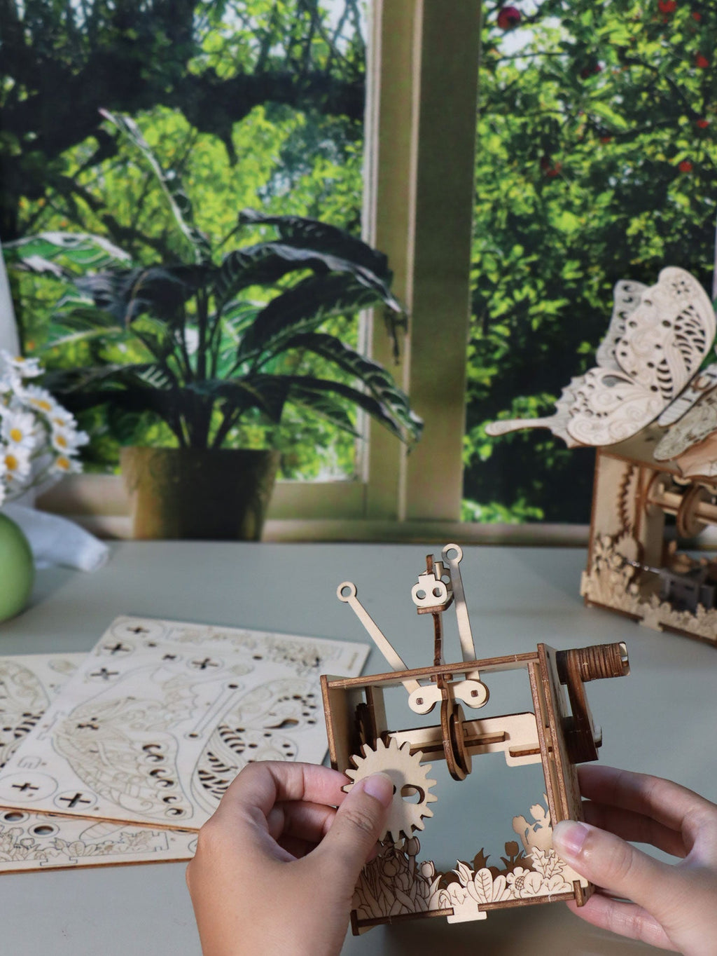 Wooden Butterfly Music Box Puzzle – 3D Hand-Assembled Mechanical Model Gift with Melody for Special Occasions